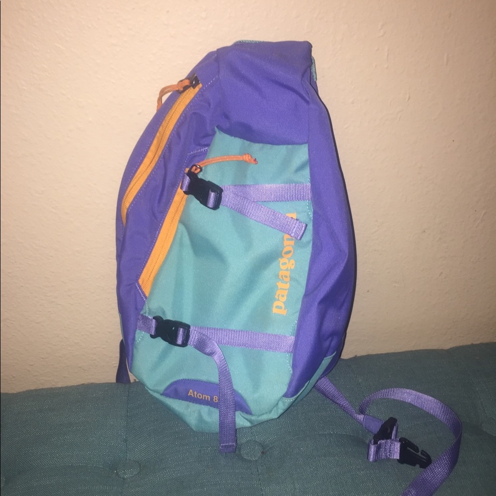 Patagonia Atom Sling Bag